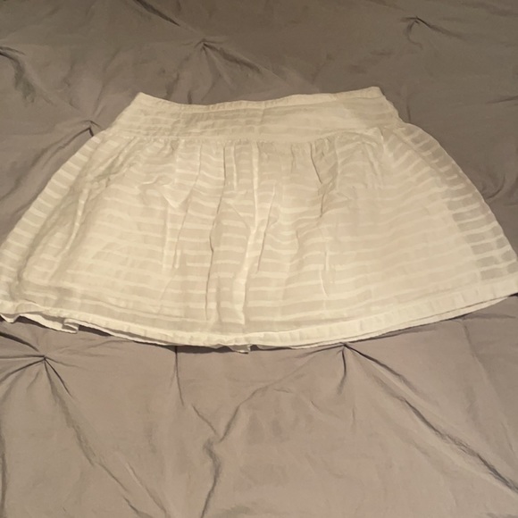 White Striped Lined Skirt Size 6 - Picture 4 of 8